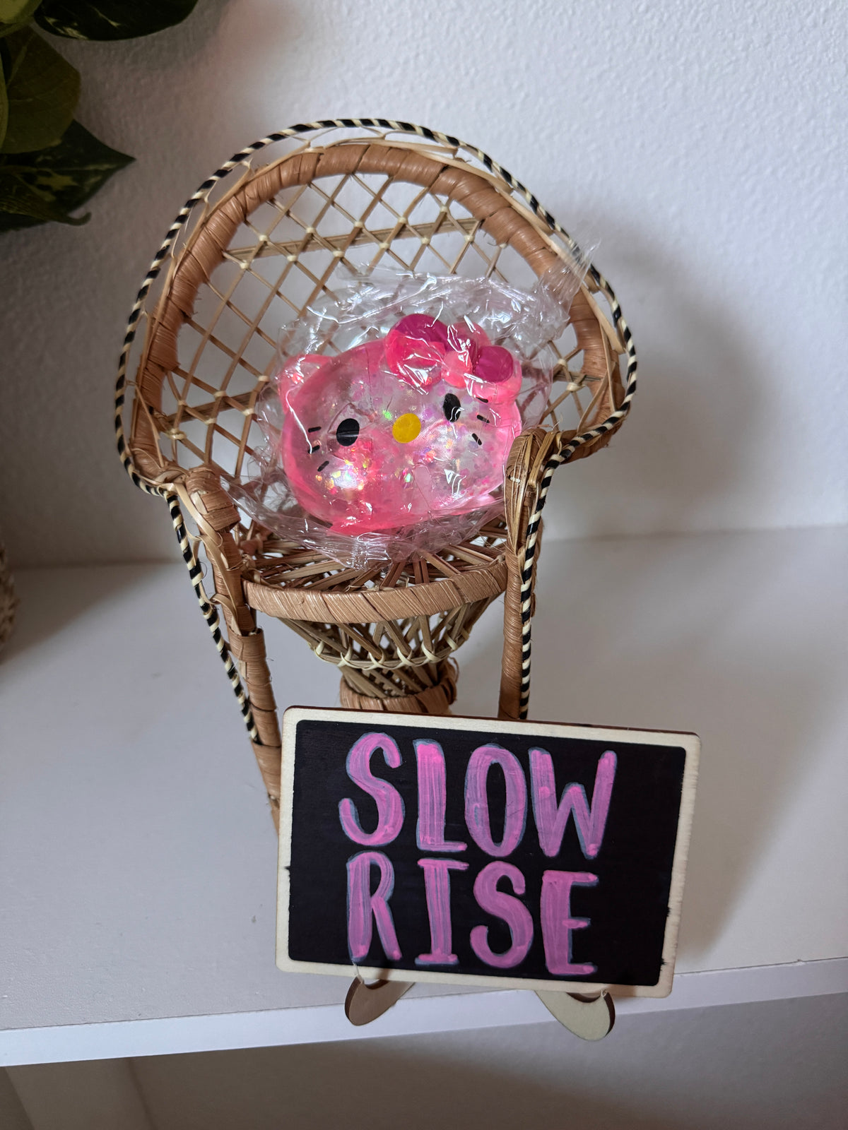 Hello Kitty Squishy